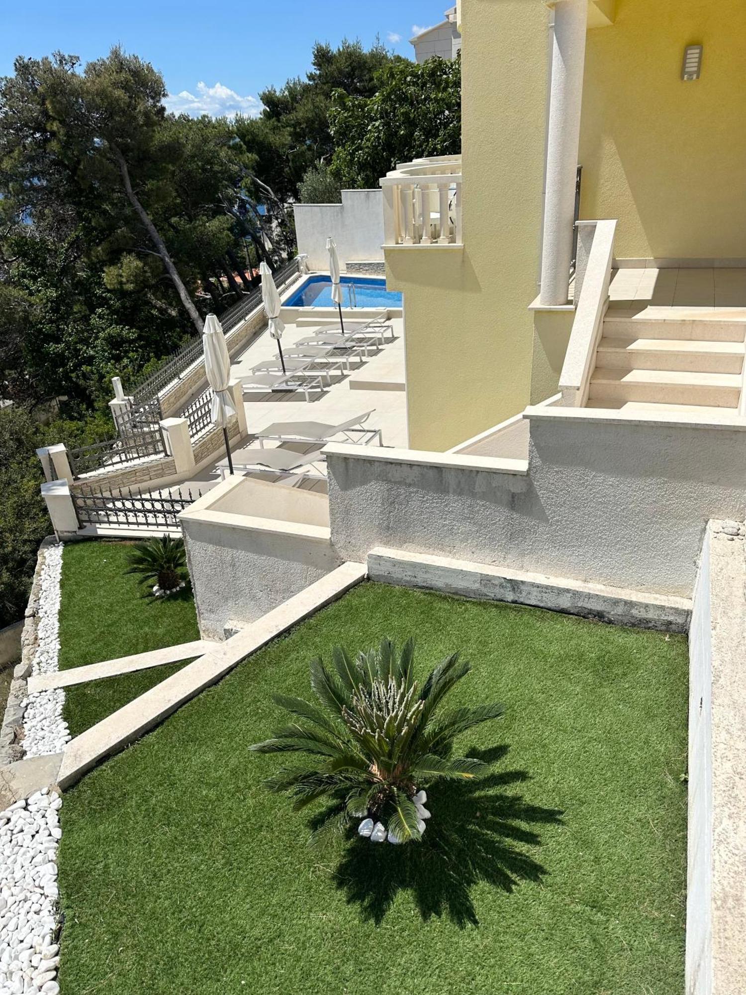 Apartments - Villa Sabrina بريلا المظهر الخارجي الصورة