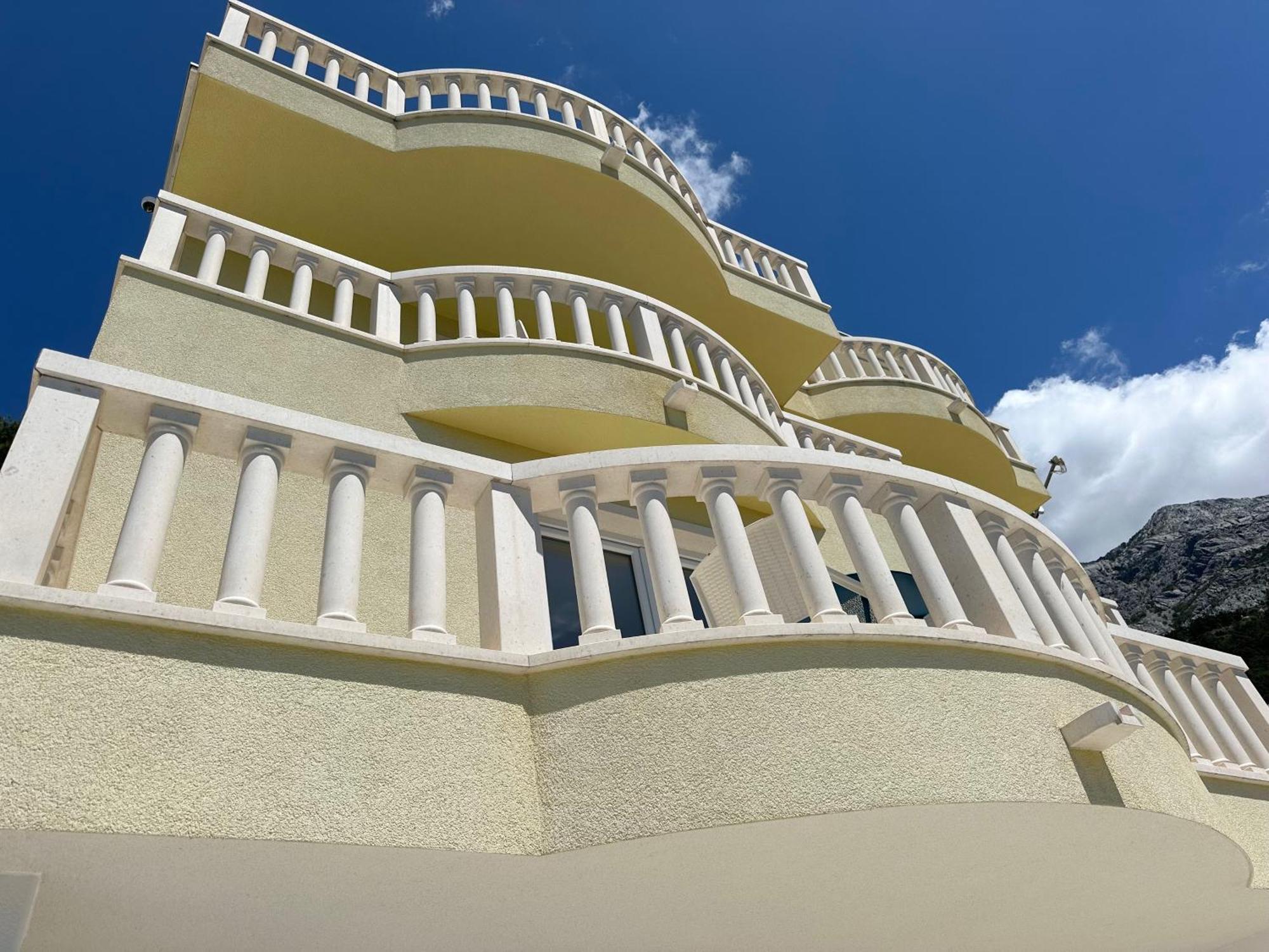 Apartments - Villa Sabrina بريلا المظهر الخارجي الصورة