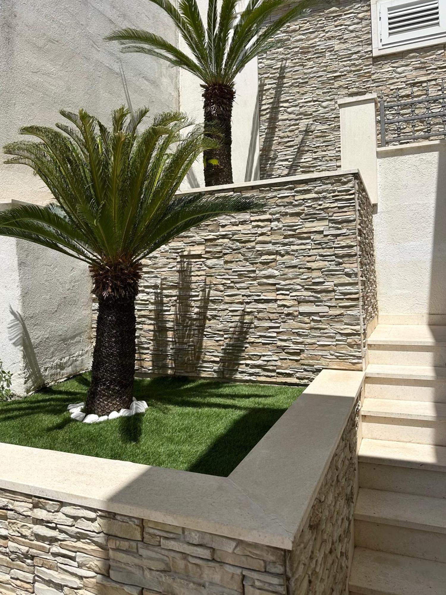 Apartments - Villa Sabrina بريلا المظهر الخارجي الصورة
