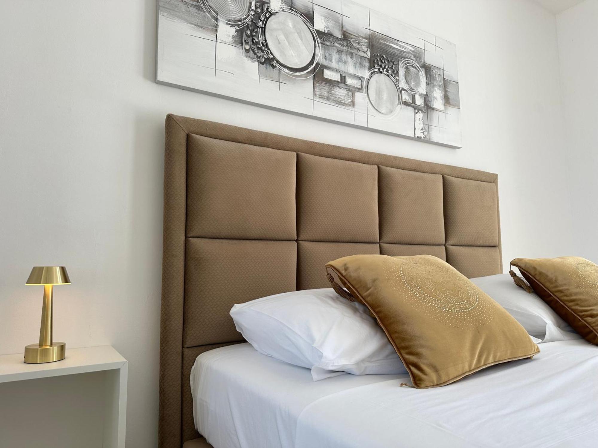 Apartments - Villa Sabrina بريلا المظهر الخارجي الصورة