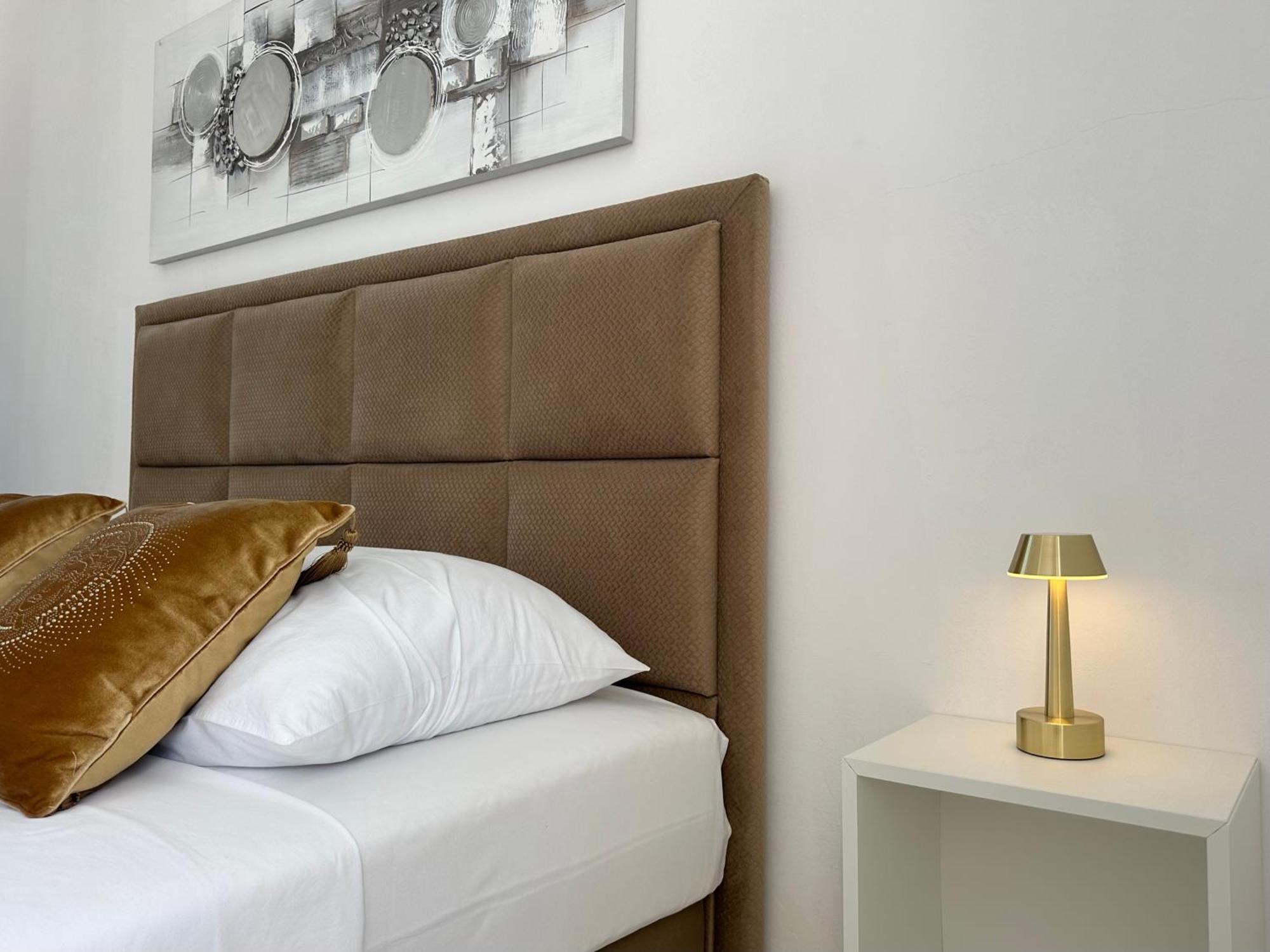 Apartments - Villa Sabrina بريلا المظهر الخارجي الصورة